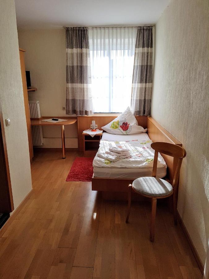 Hotel Pension Haus Pooth Wesel  Exterior foto